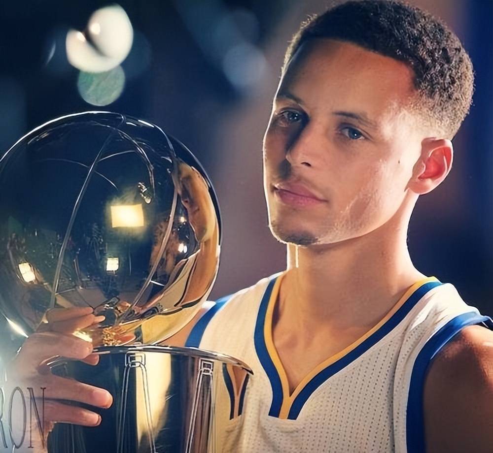 相比之下 相比之下