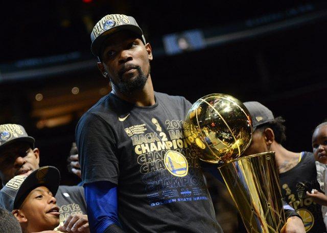 拉向自己的 拉向自己的